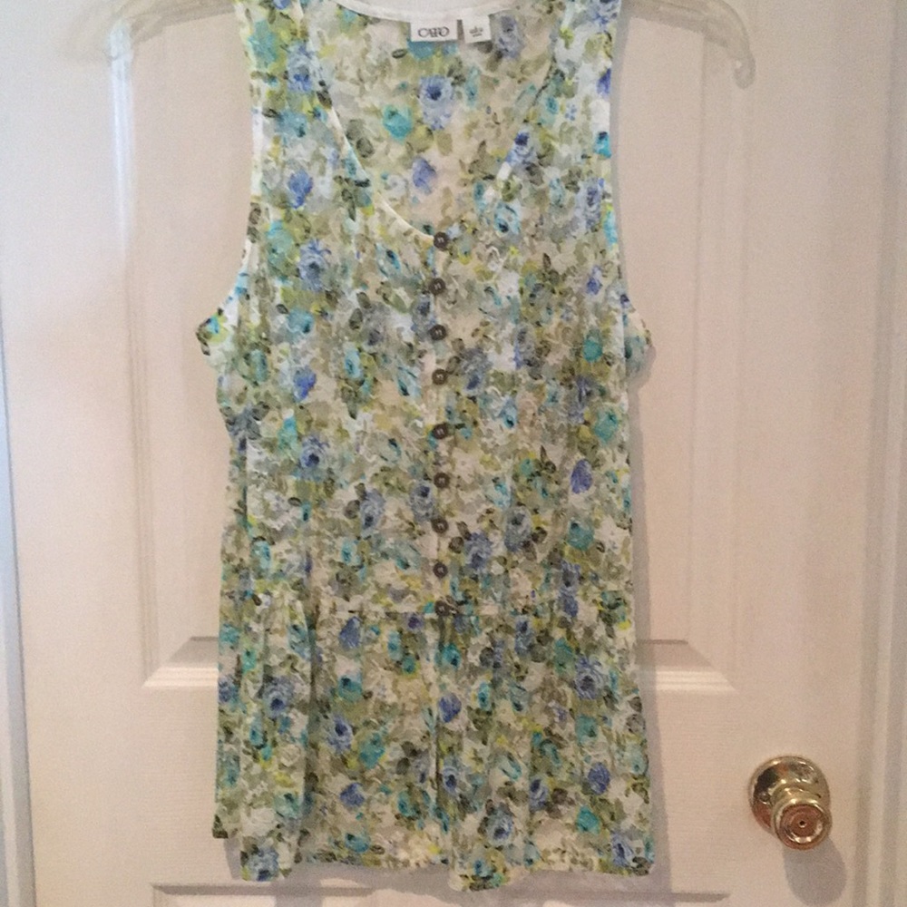 Sheer lace top Size L